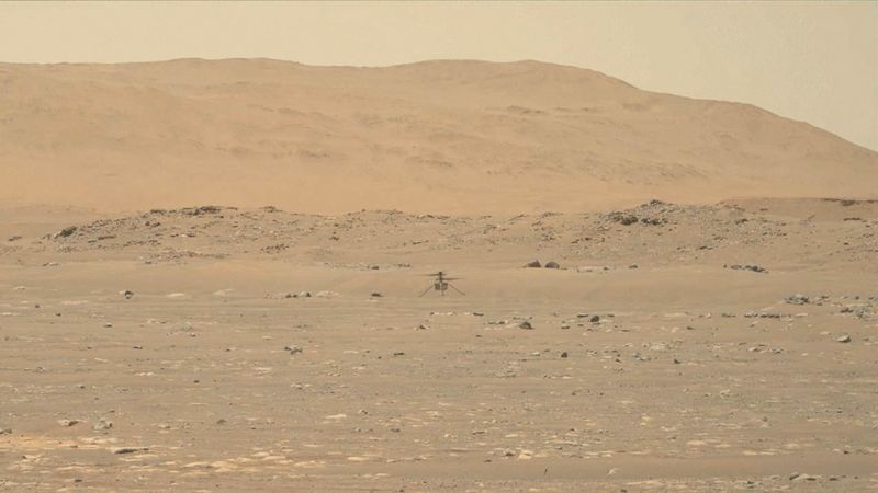 first flight of Ingenuity helicopter on Mars